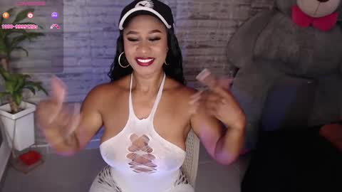 Tinna Goddess online show from October 2, 1:07 pm