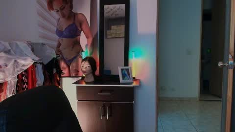 I AM BELLA  ----------- follow my  IG  TINNS 69 online show from February 17, 1:35 am