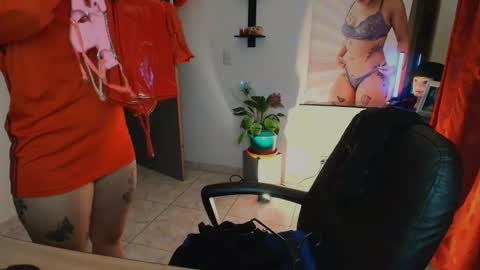 I AM BELLA  ----------- follow my  IG  TINNS 69 online show from March 26, 1:11 am