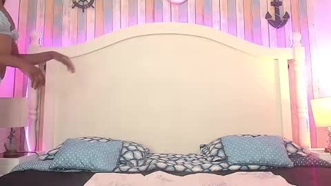 Snapshot of tinnataylor chatting on September 24, 9:07 pm Tina online show from September 24, 9:07 pm