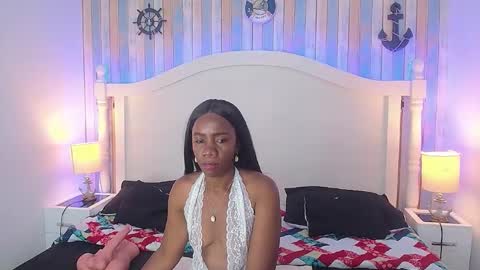 Snapshot of tinnataylor chatting on November 3, 12:50 pm Tina online show from November 3, 12:50 pm