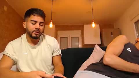 tinoclandestino online show from March 5, 4:25 pm