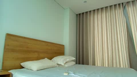 Lia online show from December 9, 2:02 am