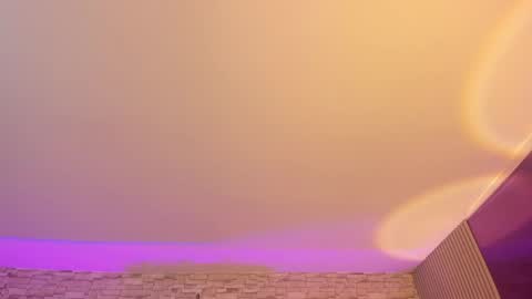 tiny_tay online show from April 15, 11:28 am