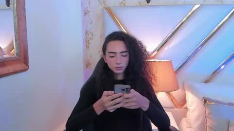 Thomm  Independent Model online show from July 26, 6:04 pm