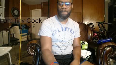 tinycock_1979 online show from April 6, 4:57 am