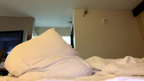 tinycockdaddyyy online show from January 1, 3:57 pm