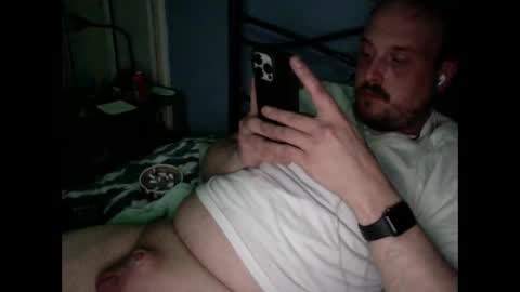 Snapshot of tinydicklad19 chatting on December 8, 6:39 pm tinydicklad19 online show from December 8, 6:39 pm