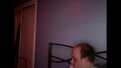 Snapshot of tinydicklad19 chatting on December 24, 9:17 am tinydicklad19 online show from December 24, 9:17 am