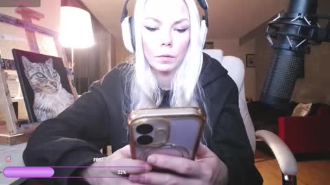 stage Kylie Sinner  brand CLITBAIT online show from March 16, 3:45 am