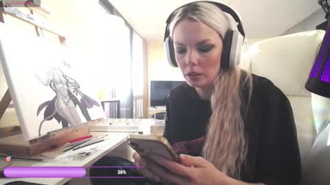 stage Kylie Sinner  brand CLITBAIT online show from March 27, 10:09 pm