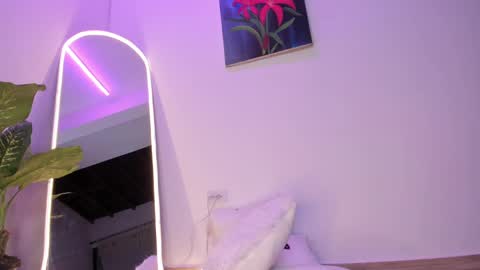 Snapshot of tinymoon_ chatting on March 1, 2:26 am Luna online show from March 1, 2:26 am