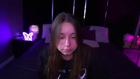 tinynataliee online show from July 13, 12:52 pm