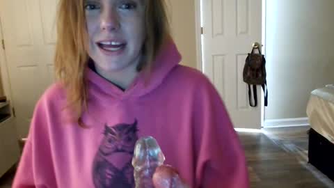 tinywithtiddies online show from February 11, 5:01 am