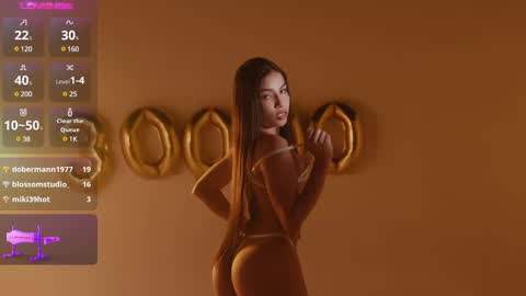 Tiphani Walker online show from January 24, 5:11 pm