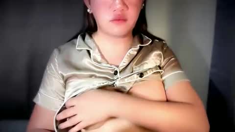 Snapshot of tipmebabex chatting on May 11, 10:18 pm tipmebabex online show from May 11, 10:18 pm