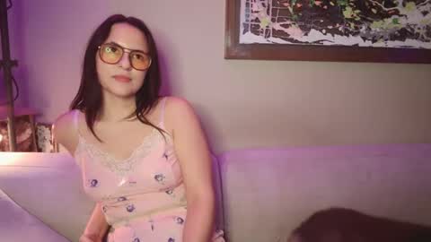 Tipsy Daisy online show from February 9, 8:44 am