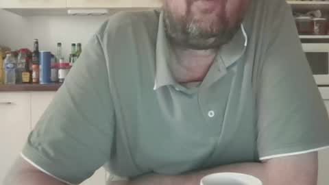 Snapshot of tiptosuckme chatting on July 5, 7:59 am Tip online show from July 5, 7:59 am
