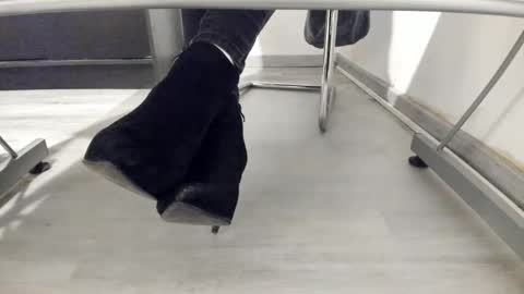 Anna online show from October 5, 5:22 pm