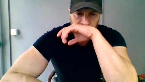 titan_heart online show from July 4, 5:46 am