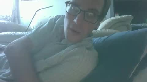 titlovercums online show from December 5, 5:31 pm