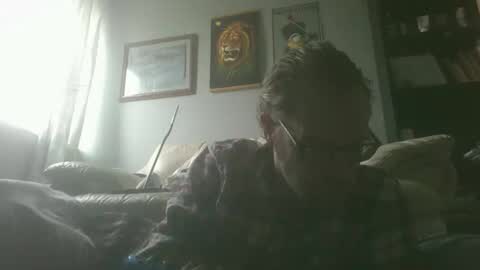 titlovercums online show from March 29, 6:08 pm