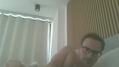 Snapshot of titlovercums chatting on April 28, 12:31 am titlovercums online show from April 28, 12:31 am