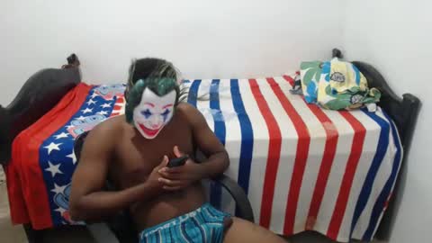 Snapshot of titoway07 chatting on December 3, 5:20 am titoway07 online show from December 3, 5:20 am