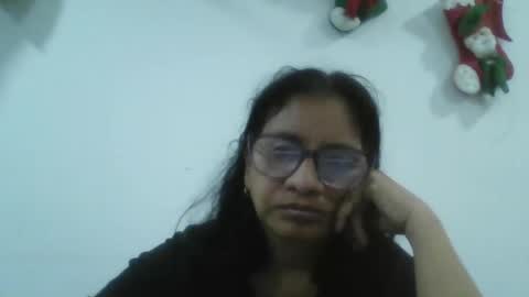 Ester online show from February 7, 10:30 am