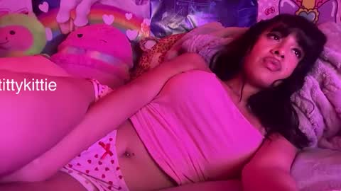 HOTTIE4U online show from January 15, 2:38 am