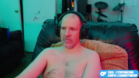 Snapshot of tkmacon chatting on January 15, 12:21 pm TK Maconn online show from January 15, 12:21 pm