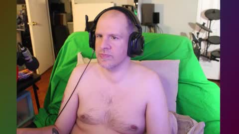 Snapshot of tkmacon chatting on February 13, 10:00 am TK Maconn online show from February 13, 10:00 am