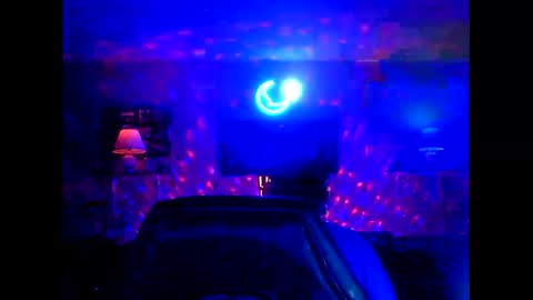 Snapshot of tkthedj chatting on March 9, 1:04 am TK online show from March 9, 1:04 am