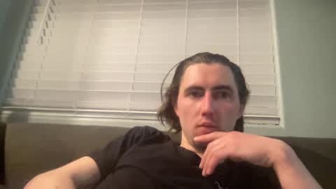 Snapshot of tlayne410 chatting on March 2, 8:38 am tlayne410 online show from March 2, 8:38 am