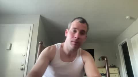 tleigh24 online show from January 1, 2:52 pm