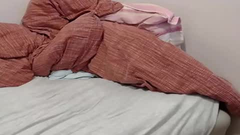 Tom online show from December 7, 6:43 am