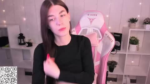 Snapshot of to_your chatting on February 18, 12:17 am 2 GMT Mo Tu We Th Fr 10am-4am online show from February 18, 12:17 am