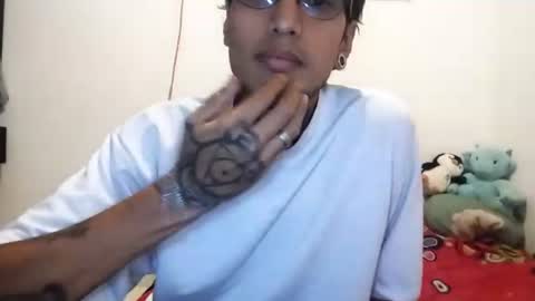 Snapshot of toji_zenin_ chatting on June 11, 9:46 pm toji_zenin_ online show from June 11, 9:46 pm