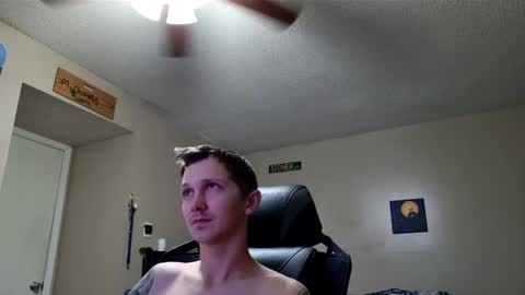 tokensarefun12801 online show from May 8, 1:49 pm