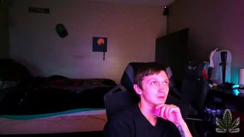 tokensarefun12801 online show from July 17, 6:31 am