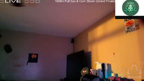 tokensarefun12801 online show from July 18, 11:58 am