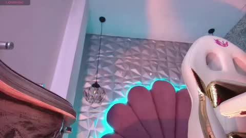 toky         online show from October 4, 7:23 pm