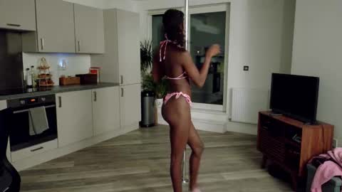 Athena Fantasy online show from November 19, 10:10 pm