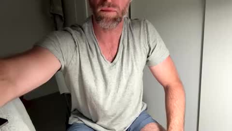 The Beekeeper online show from April 19, 4:01 am