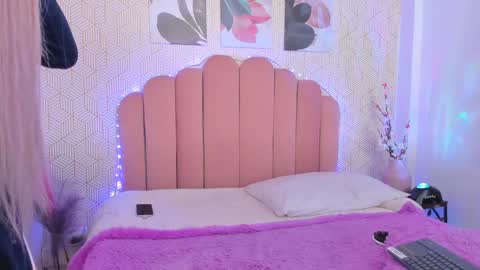 Tokyo  online show from December 28, 3:47 am