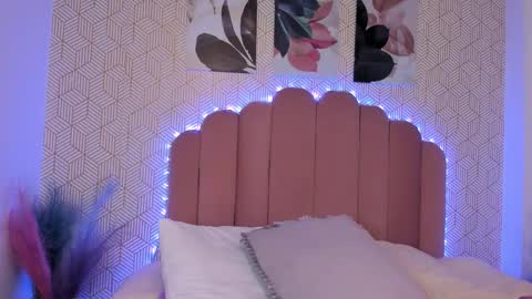 Tokyo  online show from January 29, 10:37 am