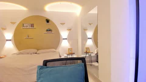 Tokyo  online show from October 4, 3:26 am