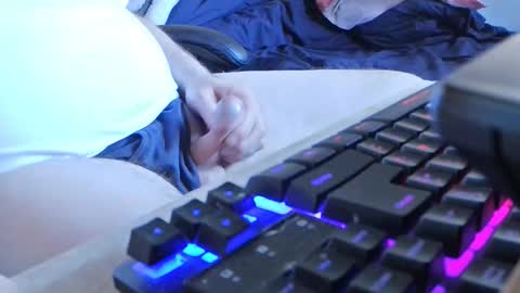 toloneo1 online show from April 15, 7:26 am