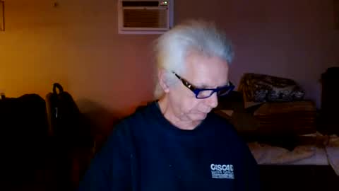 tom112292014 online show from January 5, 11:55 pm