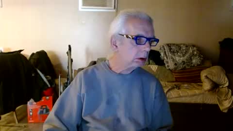 tom112292014 online show from February 26, 7:05 pm